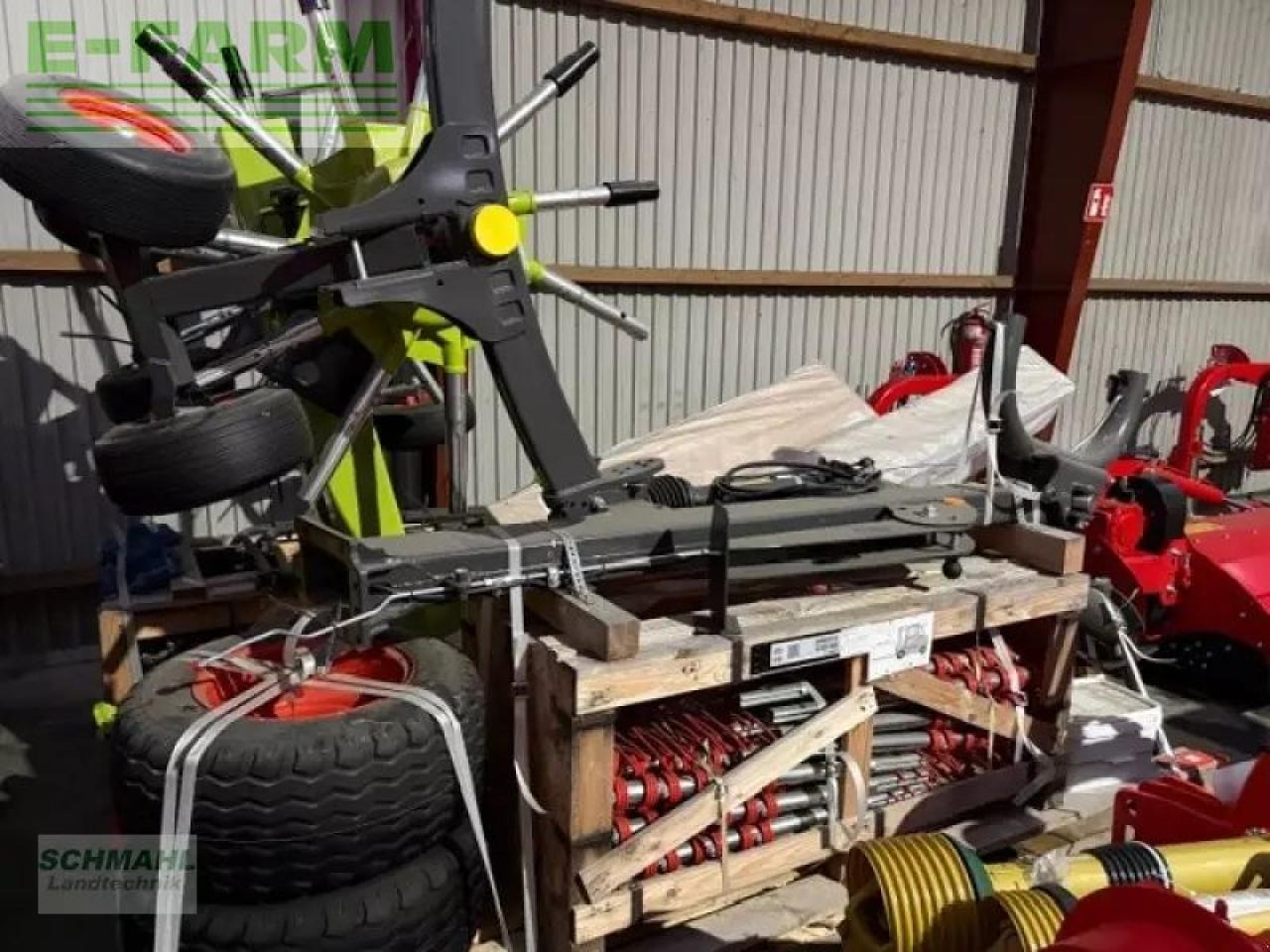 CLAAS liner 2600 trend - Сеноворошилка: фото 2 CLAAS liner 2600 trend - Сеноворошилка: фото 2