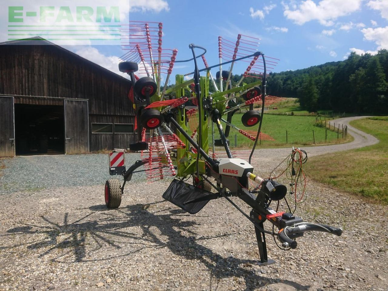 CLAAS liner 2700 - Сеноворошилка: фото 2 CLAAS liner 2700 - Сеноворошилка: фото 2