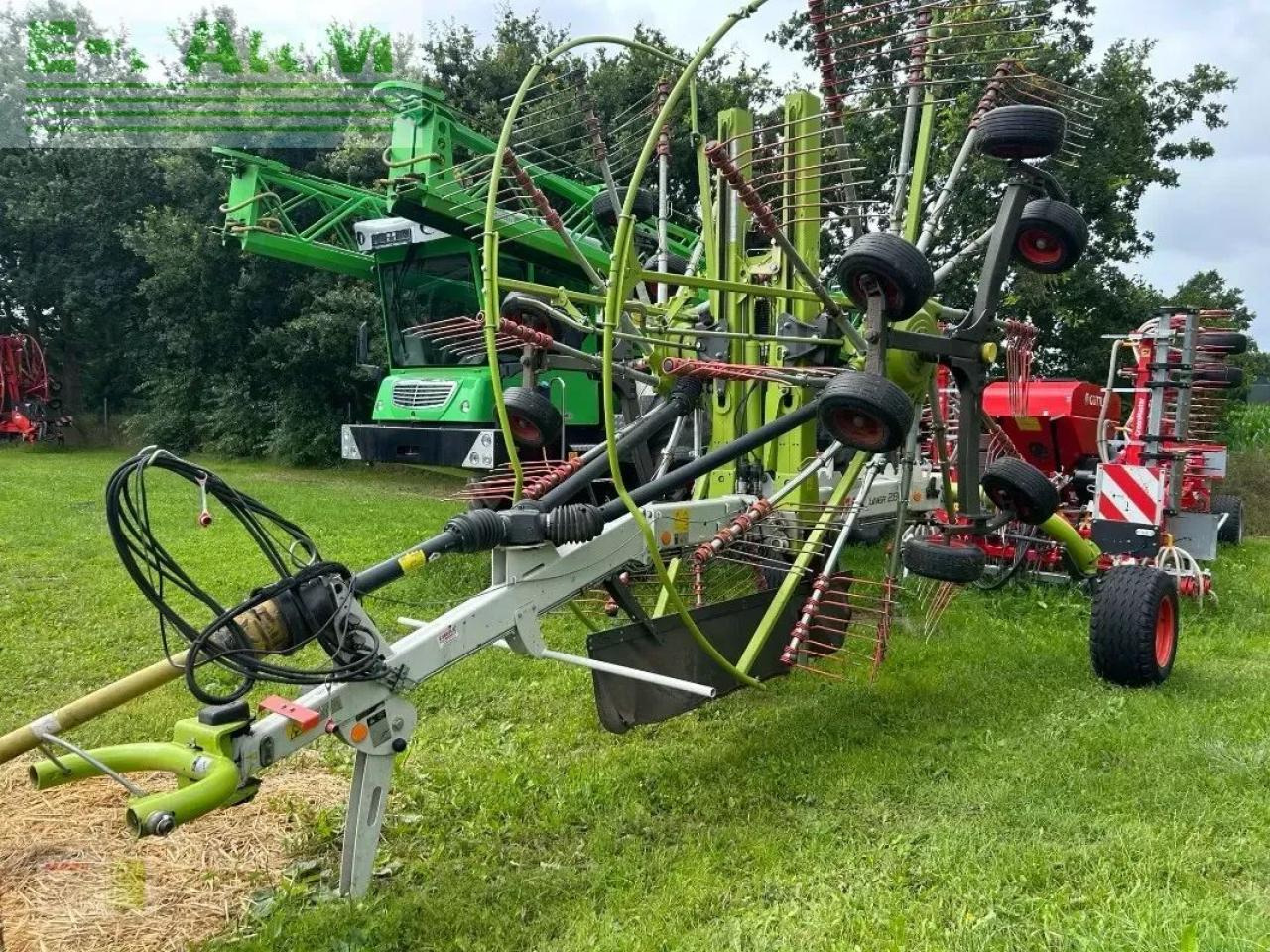 CLAAS liner 2800 - Сеноворошилка: фото 3 CLAAS liner 2800 - Сеноворошилка: фото 3