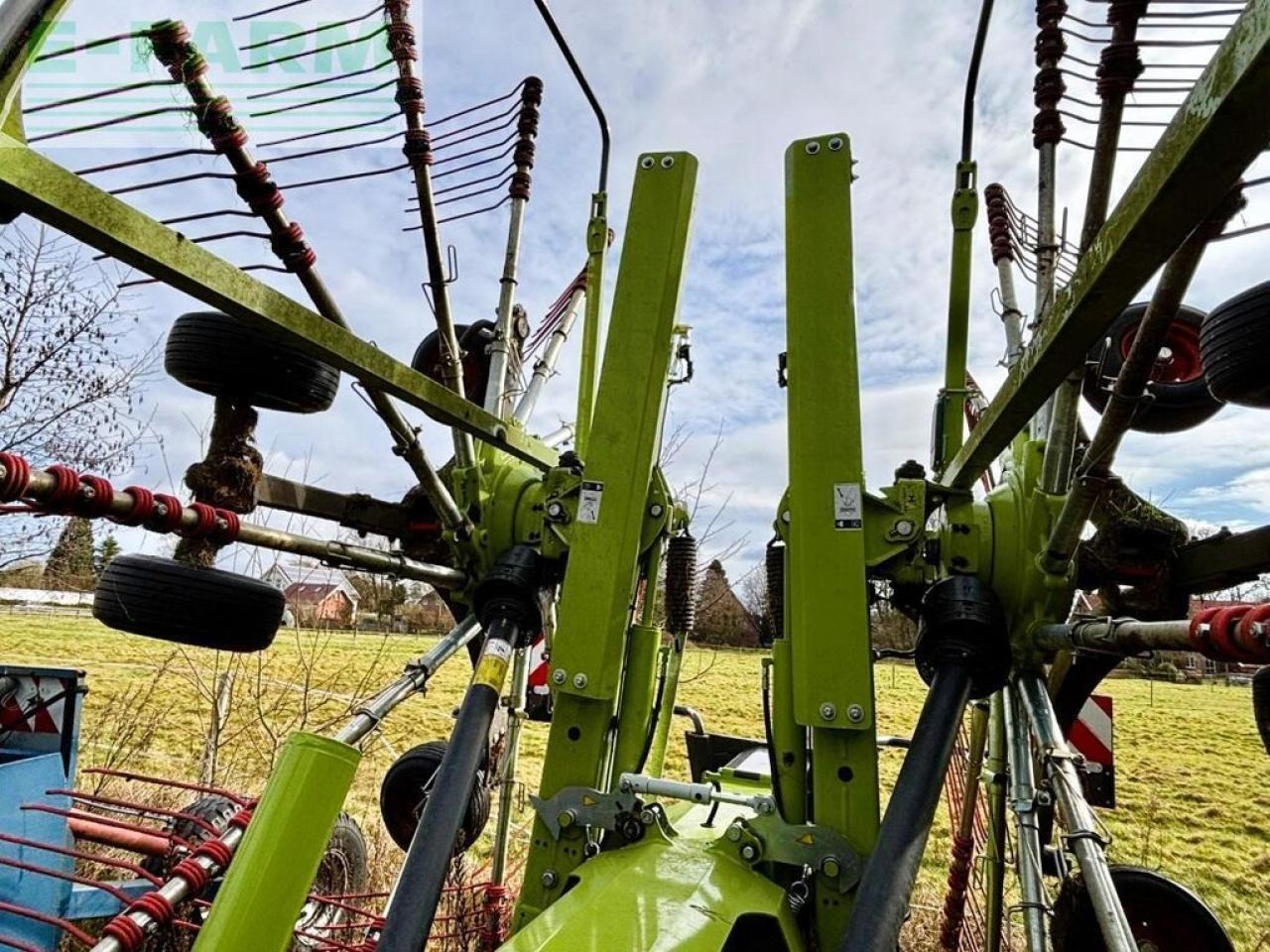 CLAAS liner 4700 business pro, nur 153 h ! - Сеноворошилка: фото 4 CLAAS liner 4700 business pro, nur 153 h ! - Сеноворошилка: фото 4