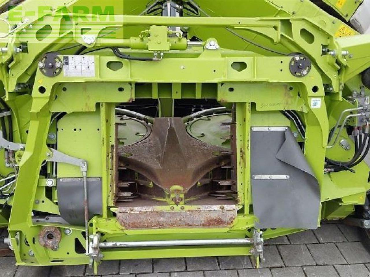 CLAAS orbis 900 - Оборудование для кормоуборочного комбайна: фото 5 CLAAS orbis 900 - Оборудование для кормоуборочного комбайна: фото 5