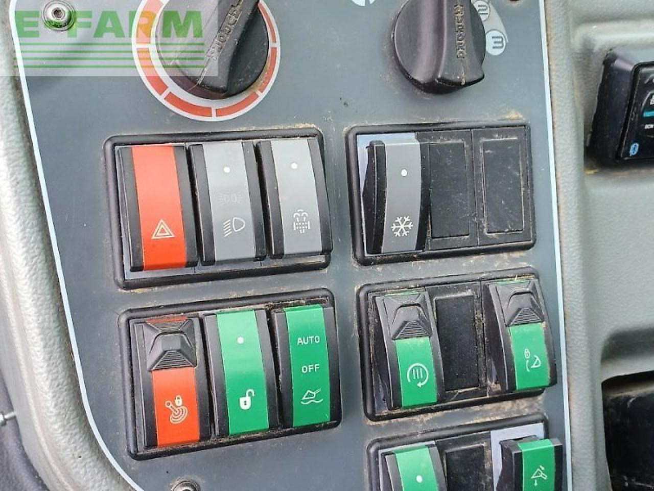 Телескопический погрузчик CLAAS scorpion 9055 varipower: фото 8 Телескопический погрузчик CLAAS scorpion 9055 varipower: фото 8