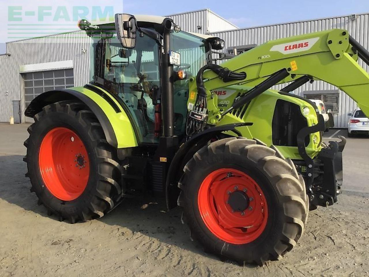 CLAAS traktor arion 470 cis+ - Трактор: фото 2 CLAAS traktor arion 470 cis+ - Трактор: фото 2