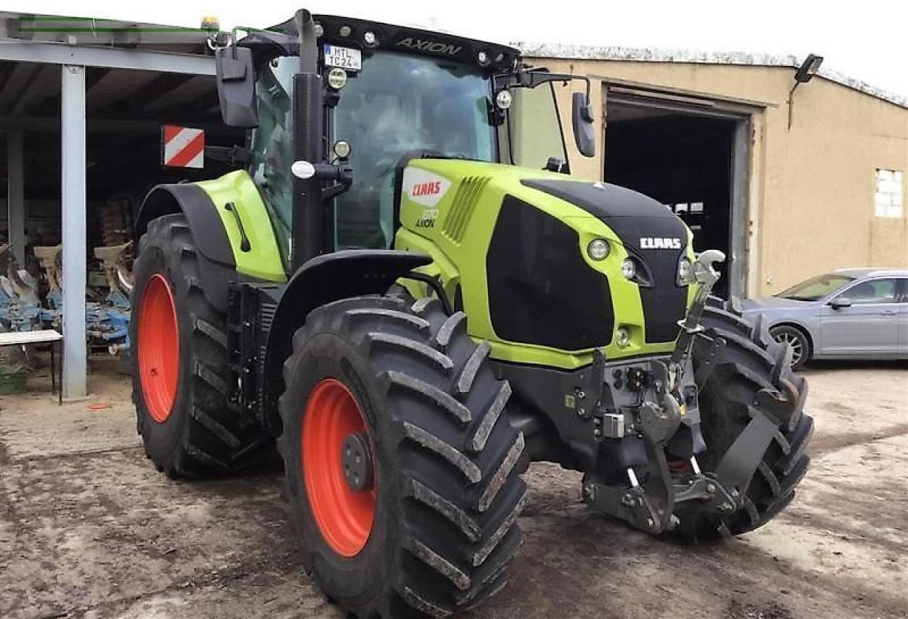 CLAAS traktor axion 870 cm - Трактор: фото 1 CLAAS traktor axion 870 cm - Трактор: фото 1