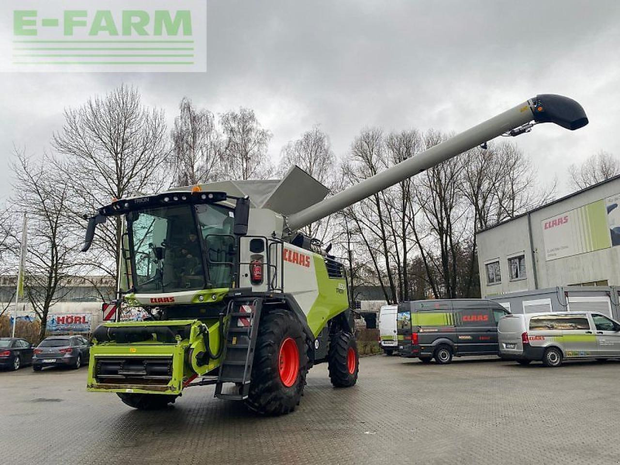 CLAAS trion 650 mit vario 770 - Зерноуборочный комбайн: фото 4 CLAAS trion 650 mit vario 770 - Зерноуборочный комбайн: фото 4