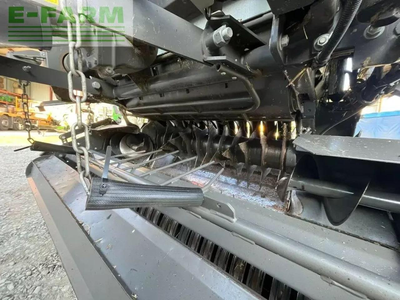 CLAAS variant 470 - Пресс-подборщик тюковый: фото 4 CLAAS variant 470 - Пресс-подборщик тюковый: фото 4