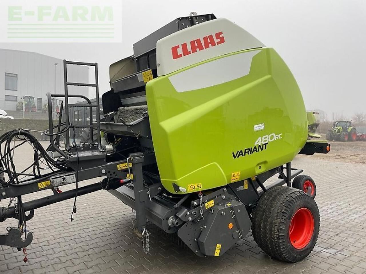 CLAAS variant 480 rc pro - Пресс-подборщик тюковый: фото 1 CLAAS variant 480 rc pro - Пресс-подборщик тюковый: фото 1
