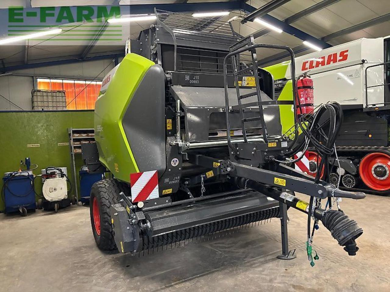 CLAAS variant 585 - Пресс-подборщик тюковый: фото 4 CLAAS variant 585 - Пресс-подборщик тюковый: фото 4