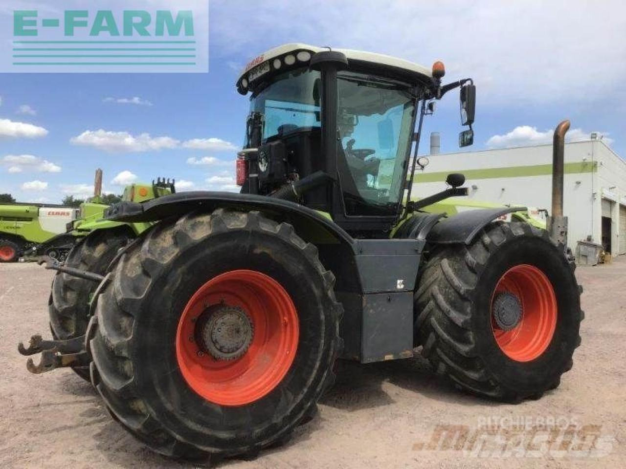 CLAAS xerion 3800 trac vc TRAC VC - Трактор: фото 3 CLAAS xerion 3800 trac vc TRAC VC - Трактор: фото 3