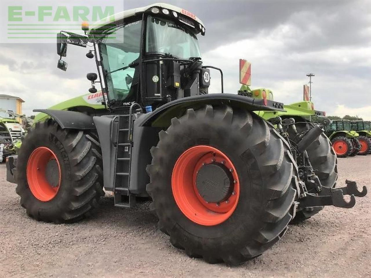 Трактор CLAAS xerion 4000 trac vc TRAC VC: фото 6