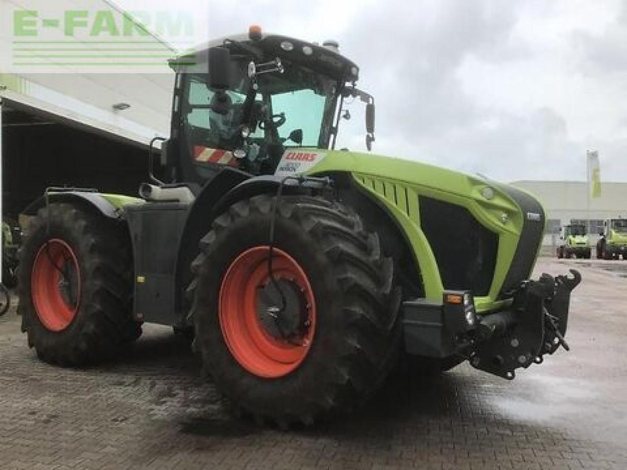 CLAAS xerion 4200 trac vc TRAC VC - Трактор: фото 2 CLAAS xerion 4200 trac vc TRAC VC - Трактор: фото 2
