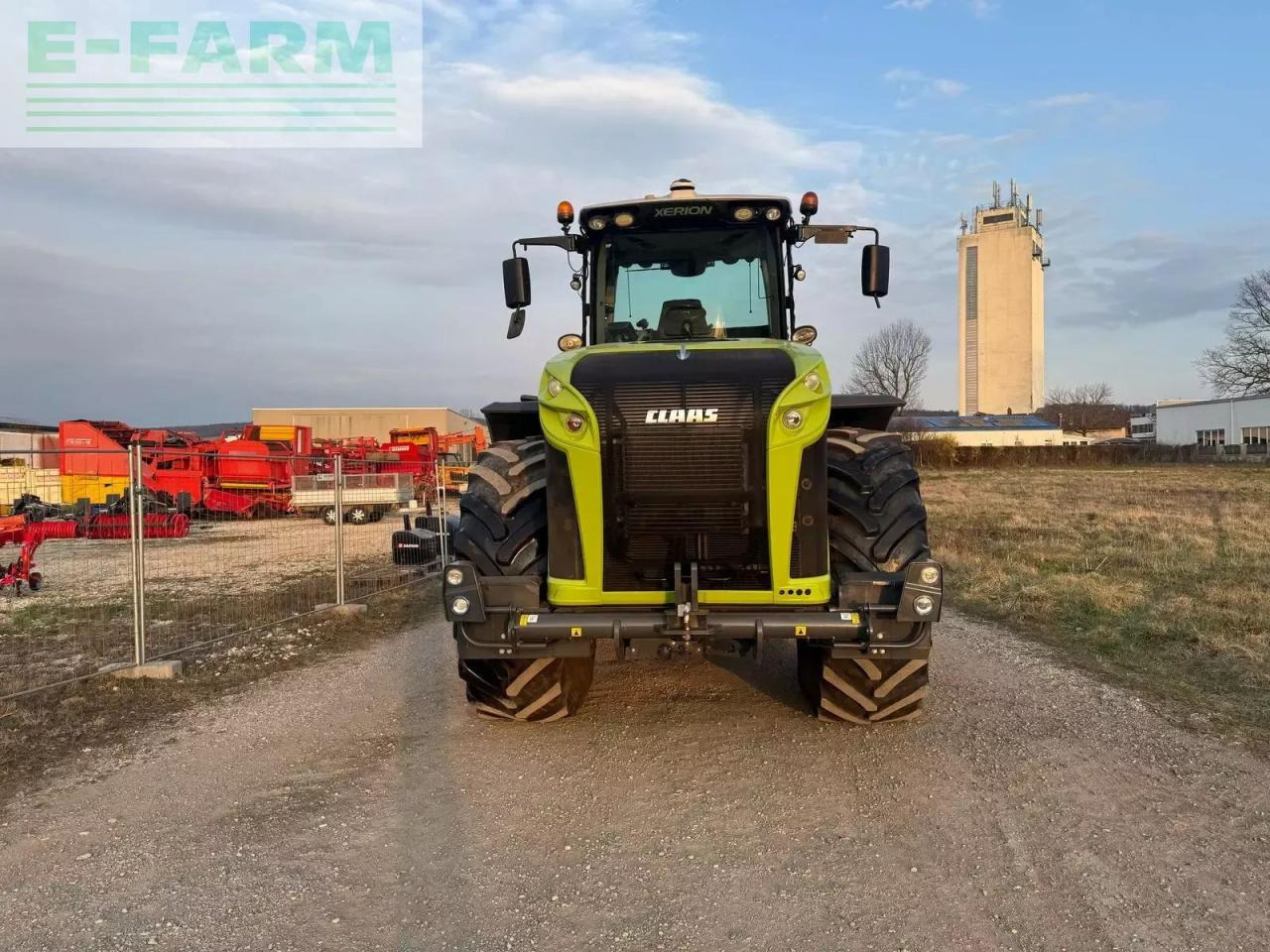 CLAAS xerion 5000 - Трактор: фото 4 CLAAS xerion 5000 - Трактор: фото 4