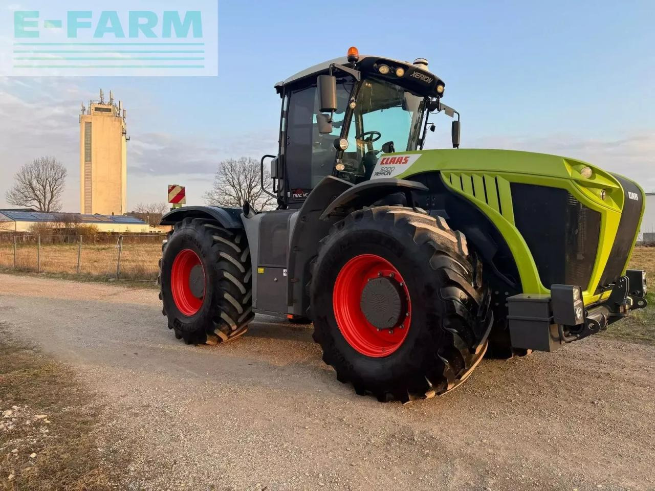 CLAAS xerion 5000 - Трактор: фото 5 CLAAS xerion 5000 - Трактор: фото 5
