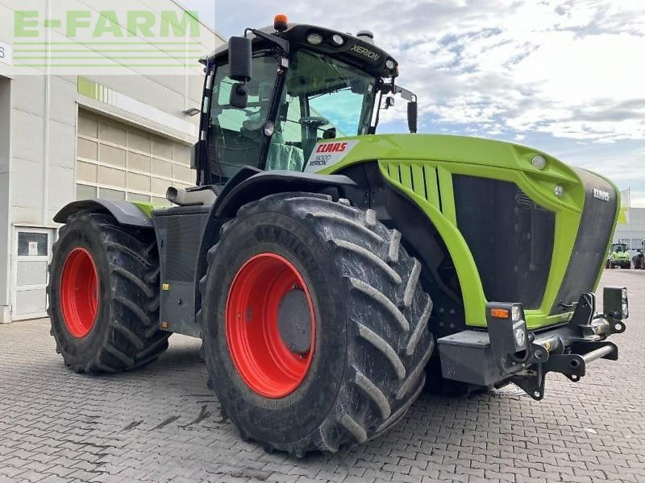 CLAAS xerion 5000 trac - Трактор: фото 3 CLAAS xerion 5000 trac - Трактор: фото 3