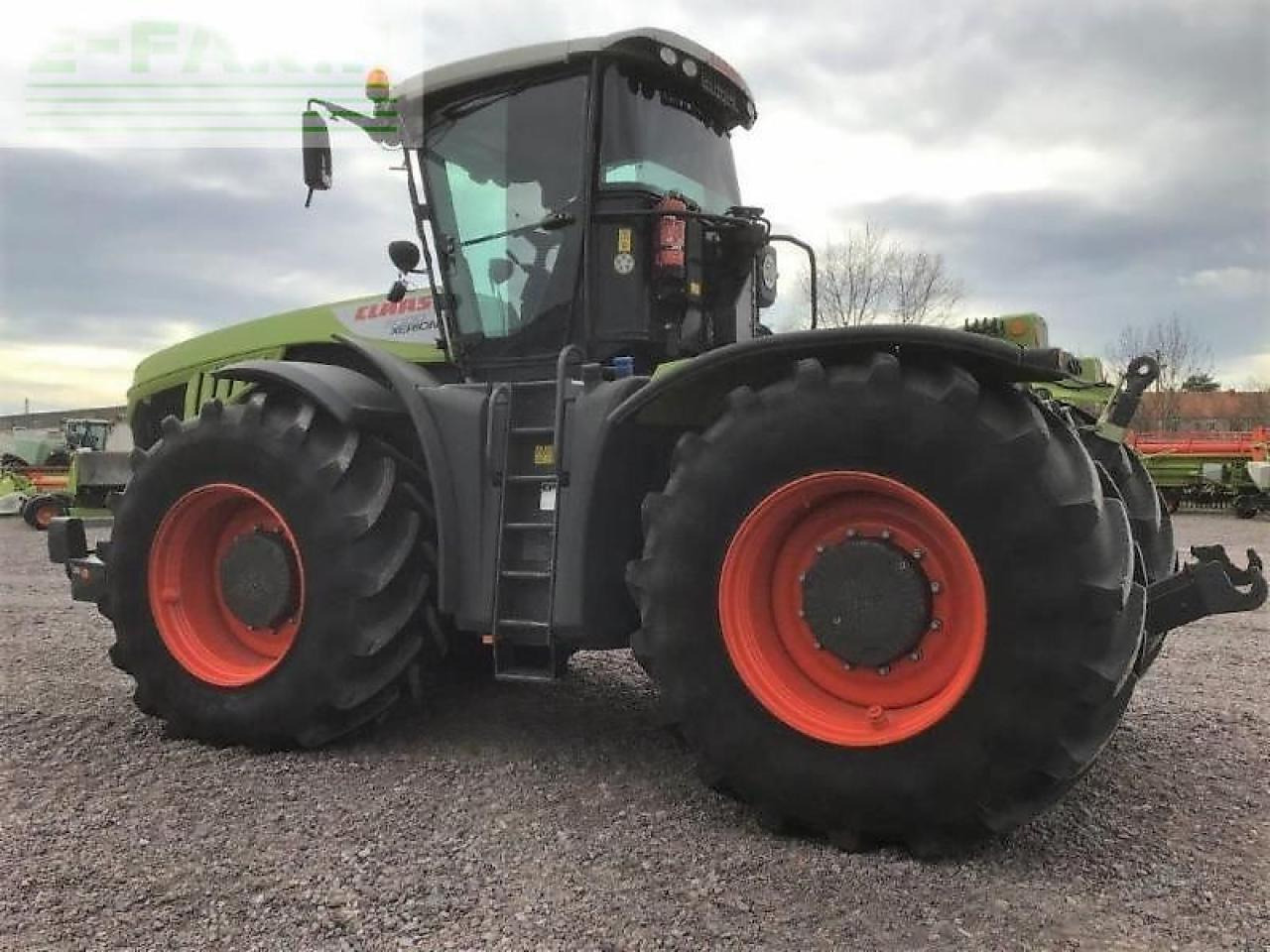 Трактор CLAAS xerion 5000 trac vc TRAC VC: фото 6