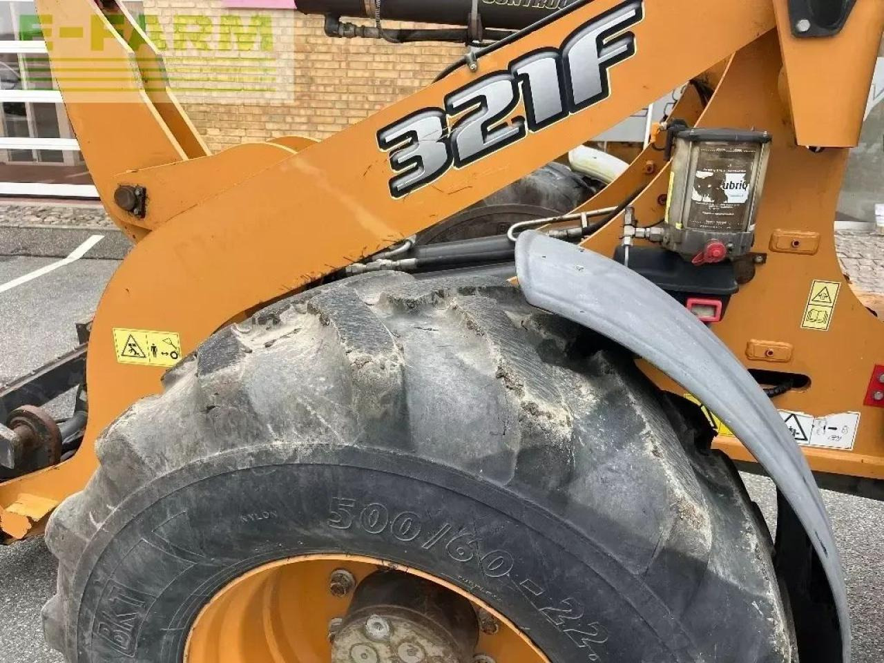 Case-IH 321 f - Мини-экскаватор: фото 2 Case-IH 321 f - Мини-экскаватор: фото 2