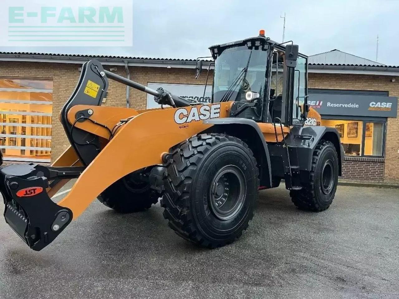 Case-IH 821 g xr - Мини-экскаватор: фото 2 Case-IH 821 g xr - Мини-экскаватор: фото 2