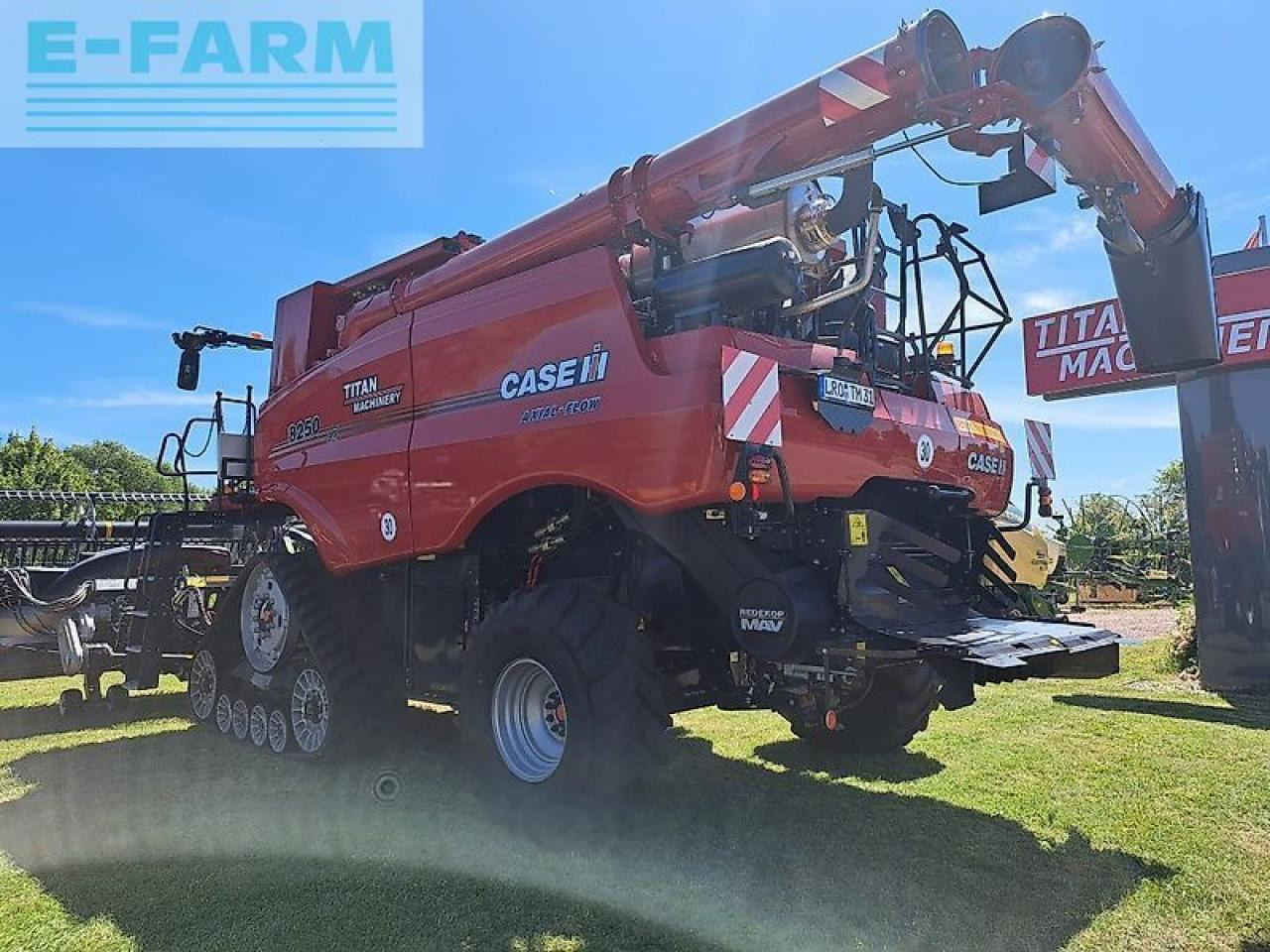 Case-IH case axial flow 8250 st5 p - Зерноуборочный комбайн: фото 5 Case-IH case axial flow 8250 st5 p - Зерноуборочный комбайн: фото 5