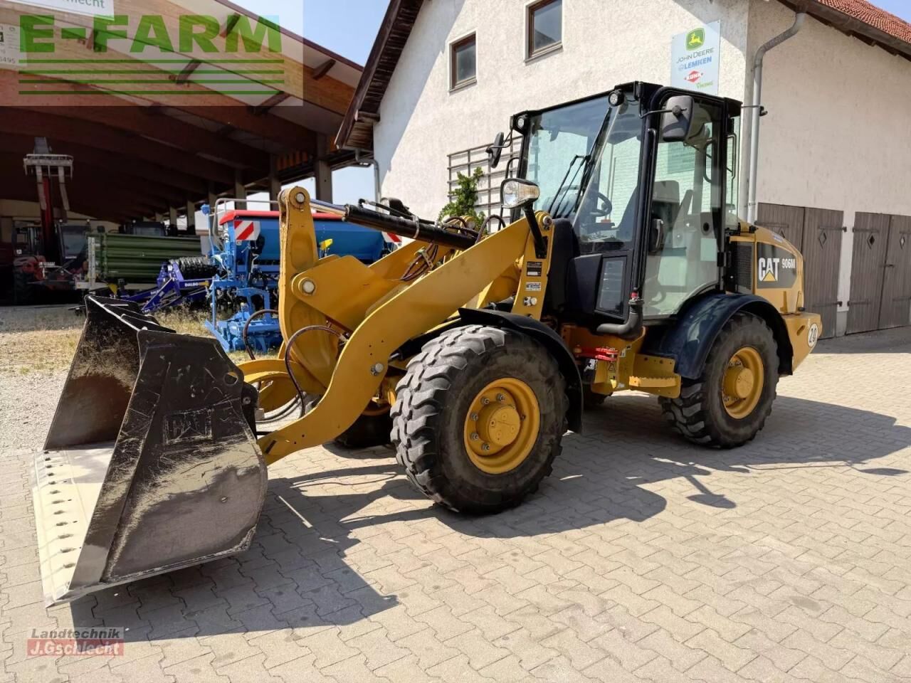 Caterpillar 906 m - Мини-экскаватор: фото 3 Caterpillar 906 m - Мини-экскаватор: фото 3