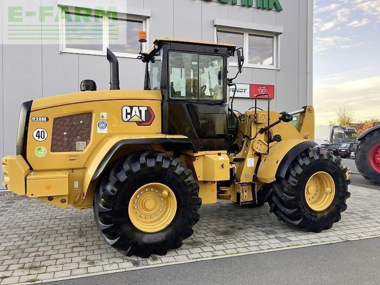Caterpillar cat 938m - Мини-экскаватор: фото 2 Caterpillar cat 938m - Мини-экскаватор: фото 2