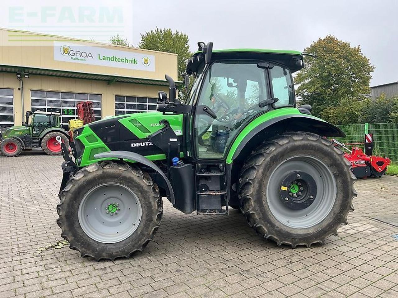 Deutz-Fahr 6120 - Трактор: фото 4 Deutz-Fahr 6120 - Трактор: фото 4