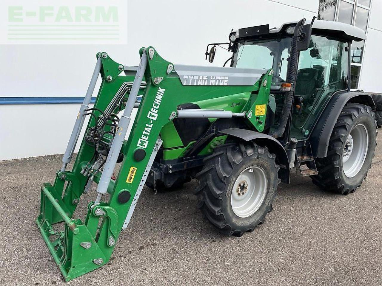 Deutz-Fahr agroplus 420 - Трактор: фото 3 Deutz-Fahr agroplus 420 - Трактор: фото 3