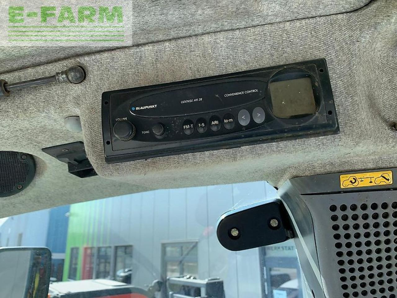 Deutz-Fahr agrotron 165 mk 3 mit fkh und fzw - Трактор: фото 4 Deutz-Fahr agrotron 165 mk 3 mit fkh und fzw - Трактор: фото 4