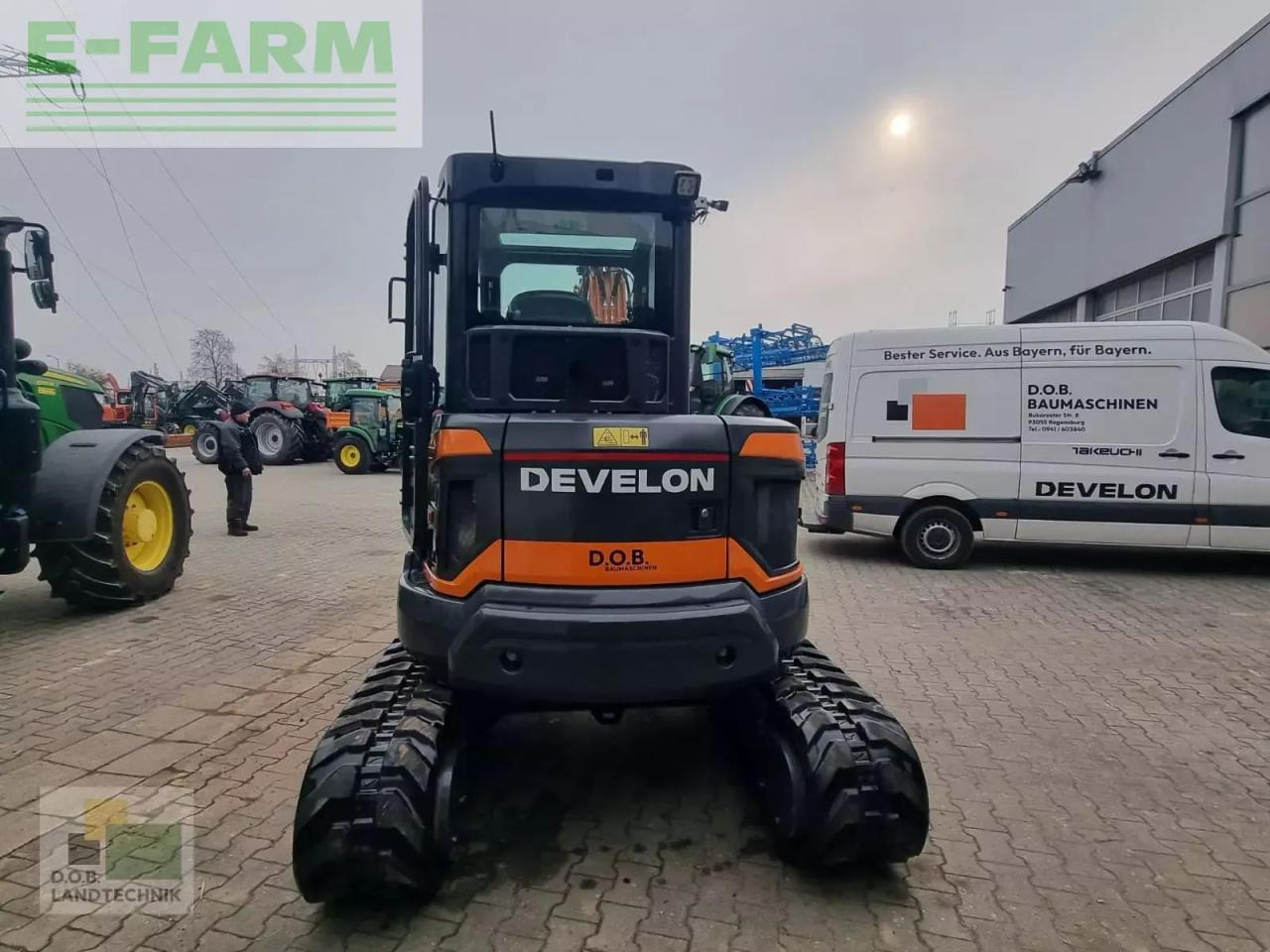 Doosan dx55r-7 - Мини-экскаватор: фото 5 Doosan dx55r-7 - Мини-экскаватор: фото 5