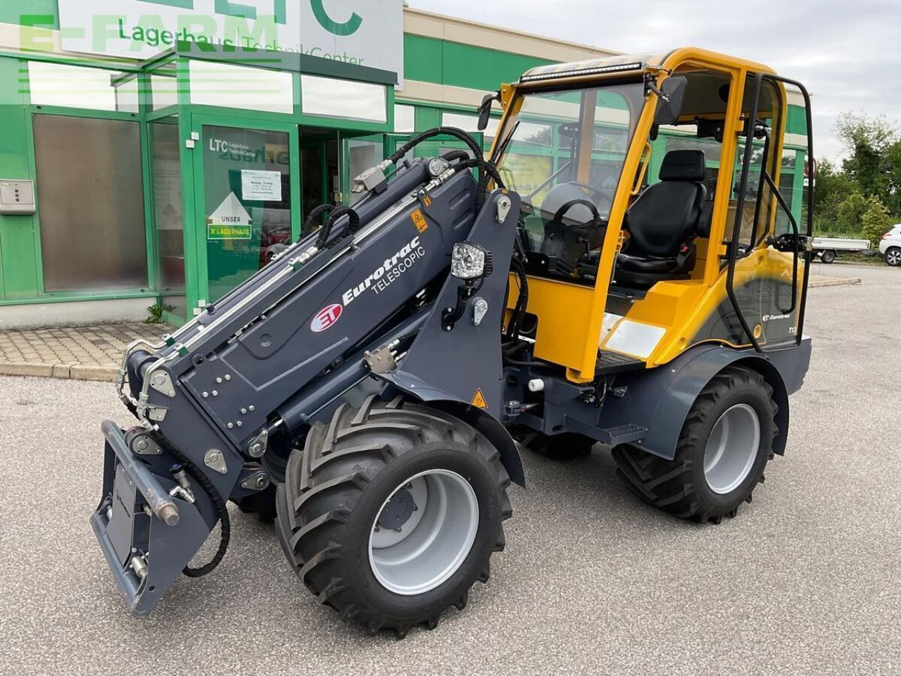 Eurotrac t 13-cf - Мини-экскаватор: фото 1 Eurotrac t 13-cf - Мини-экскаватор: фото 1
