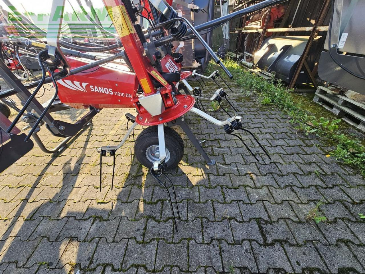 Fella sanos 11010 dn - Сеноворошилка: фото 2 Fella sanos 11010 dn - Сеноворошилка: фото 2