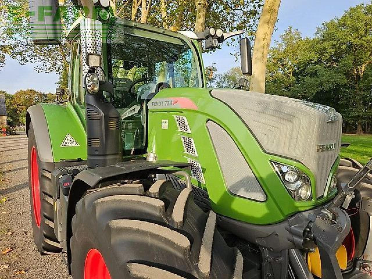 Fendt 724 s4 profi plus design line edition 718 720 722 very complete - Трактор: фото 4 Fendt 724 s4 profi plus design line edition 718 720 722 very complete - Трактор: фото 4