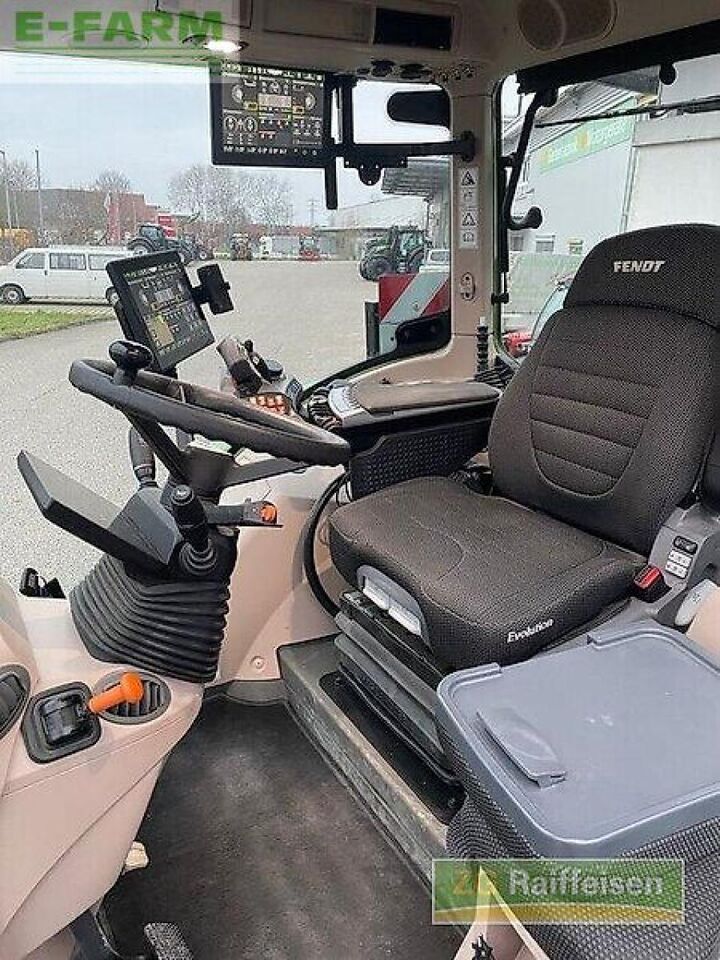 Fendt 724 vario profi + setting 2 - Трактор: фото 4 Fendt 724 vario profi + setting 2 - Трактор: фото 4