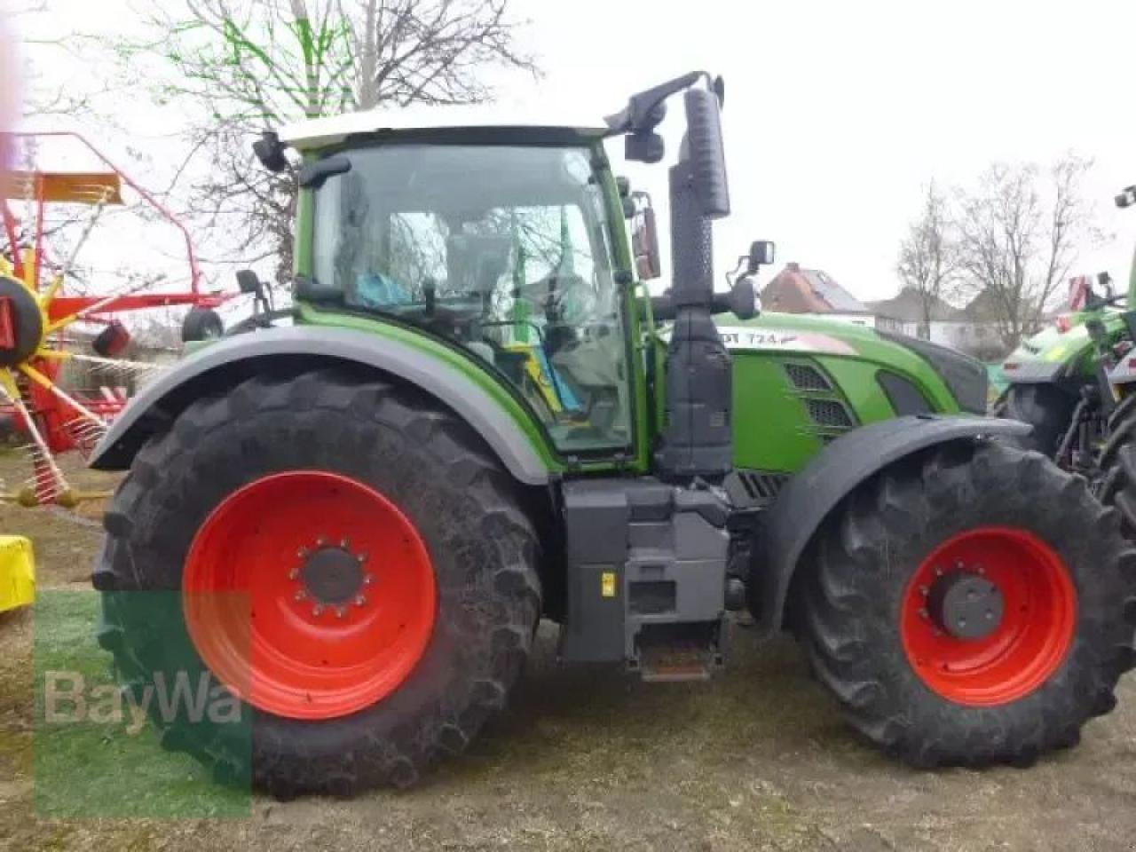 Fendt 724 vario s4 profi plus - Трактор: фото 4 Fendt 724 vario s4 profi plus - Трактор: фото 4