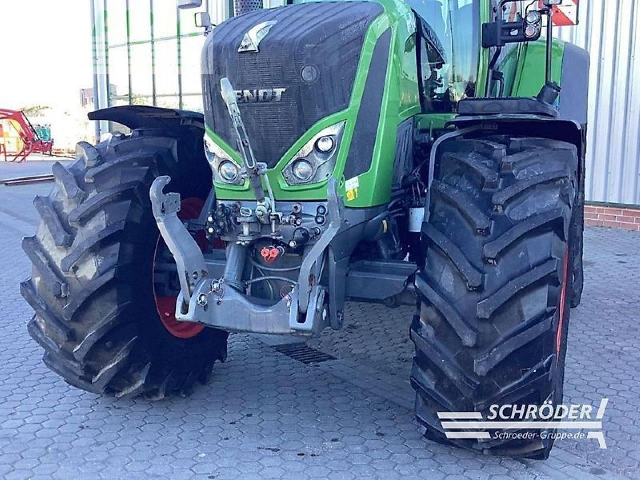 Трактор Fendt 824 vario s4 profi plus ProfiPlus: фото 8
