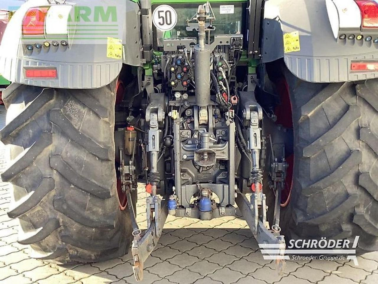 Трактор Fendt 824 vario s4 profi plus ProfiPlus: фото 7