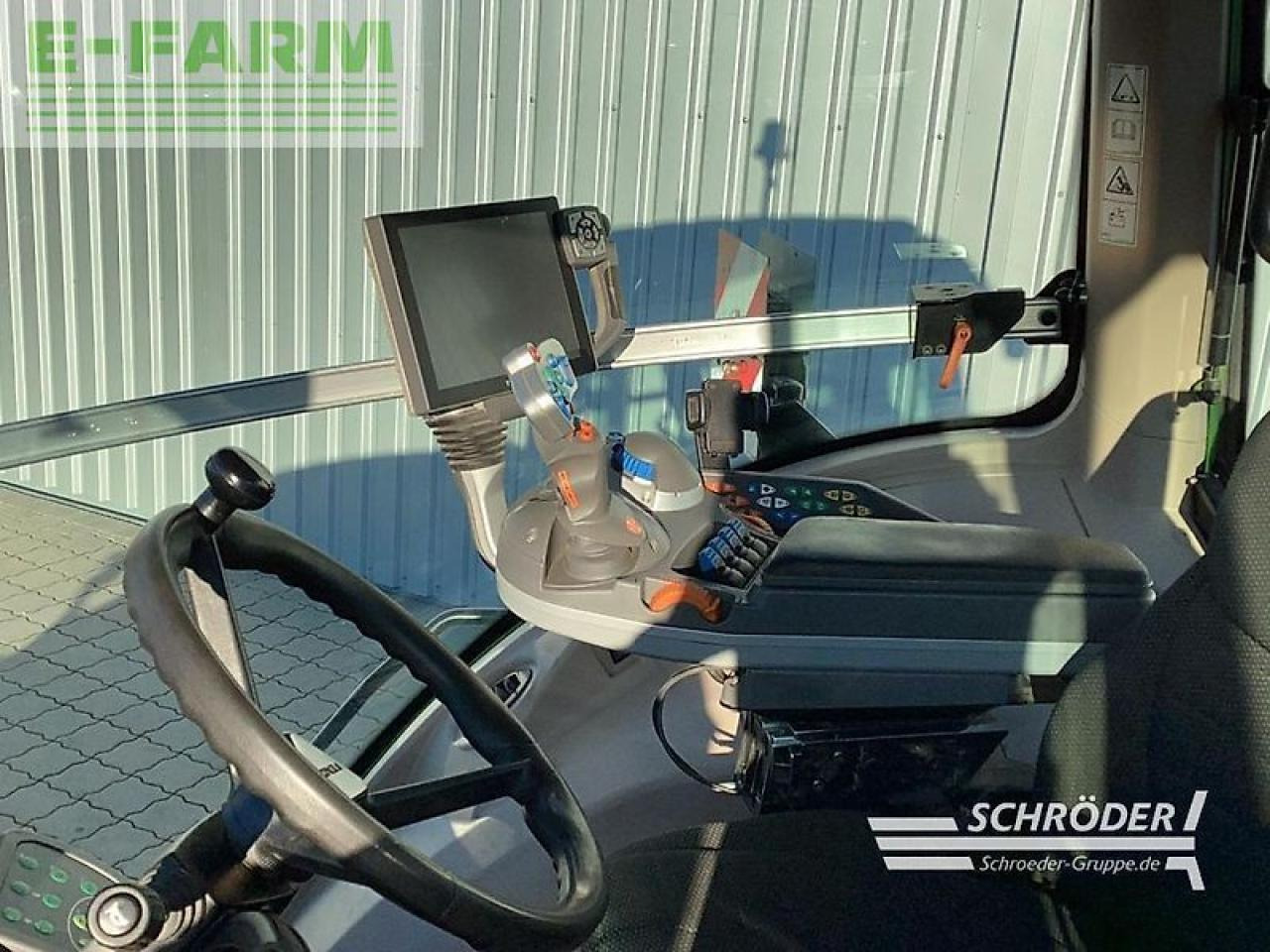 Трактор Fendt 824 vario s4 profi plus ProfiPlus: фото 17