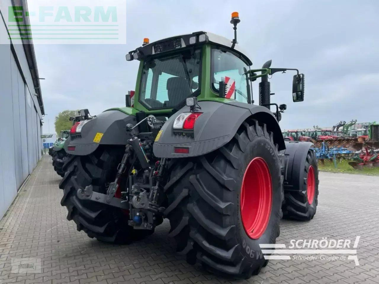 Fendt 828 s4 profi plus - Трактор: фото 3 Fendt 828 s4 profi plus - Трактор: фото 3