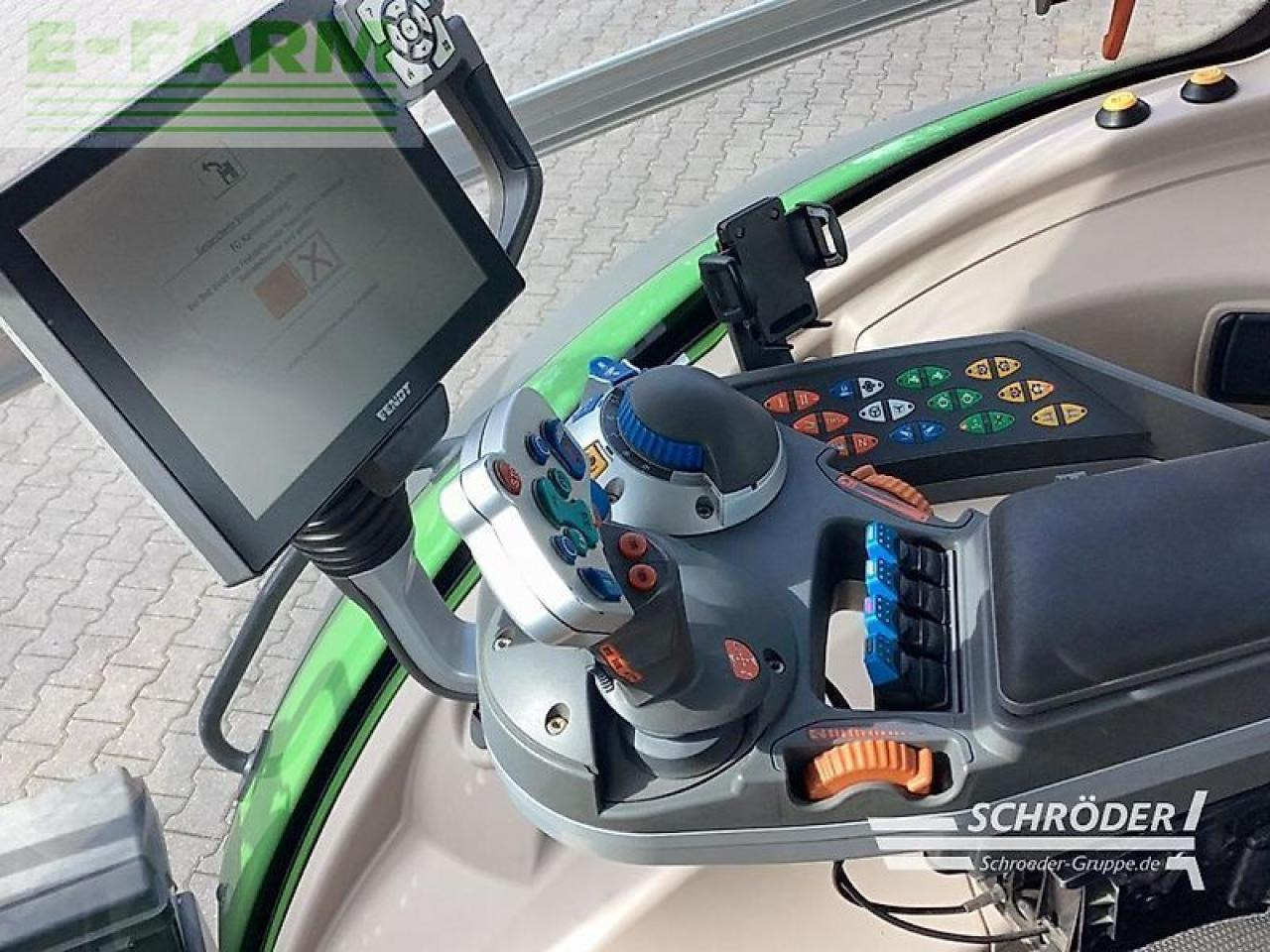 Трактор Fendt 828 vario s4 profi plus ProfiPlus: фото 18 Трактор Fendt 828 vario s4 profi plus ProfiPlus: фото 18