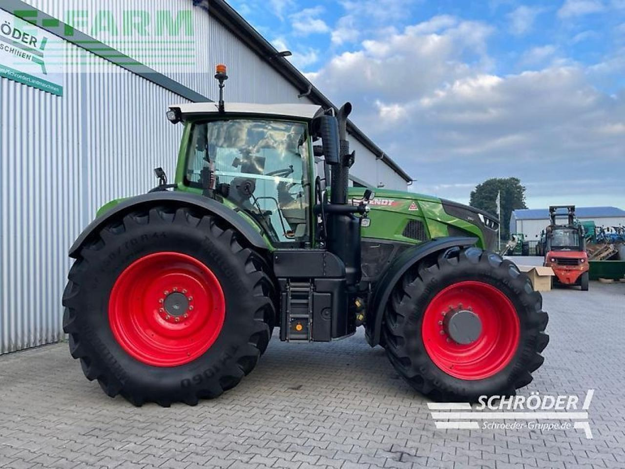 Fendt 930 vario gen7 profi plus ProfiPlus - Трактор: фото 2 Fendt 930 vario gen7 profi plus ProfiPlus - Трактор: фото 2