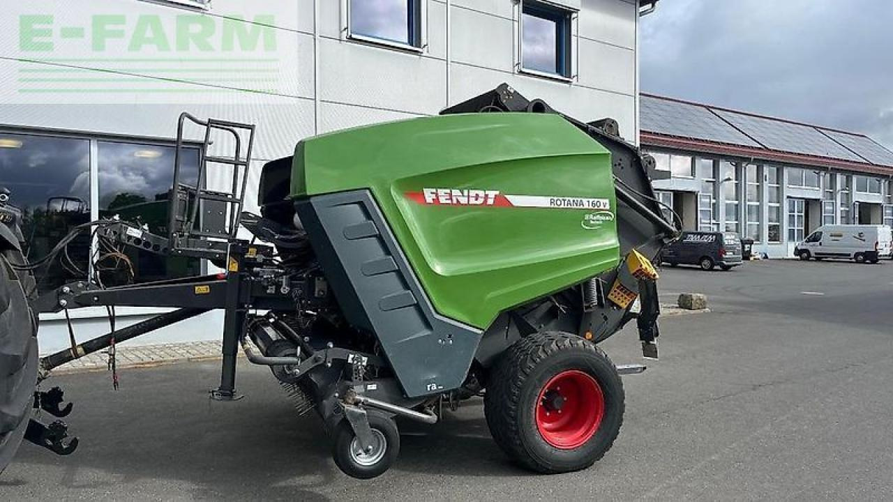 Fendt rotana 160 v variable rundballenpresse mit bändern stroh - Пресс-подборщик тюковый: фото 1 Fendt rotana 160 v variable rundballenpresse mit bändern stroh - Пресс-подборщик тюковый: фото 1