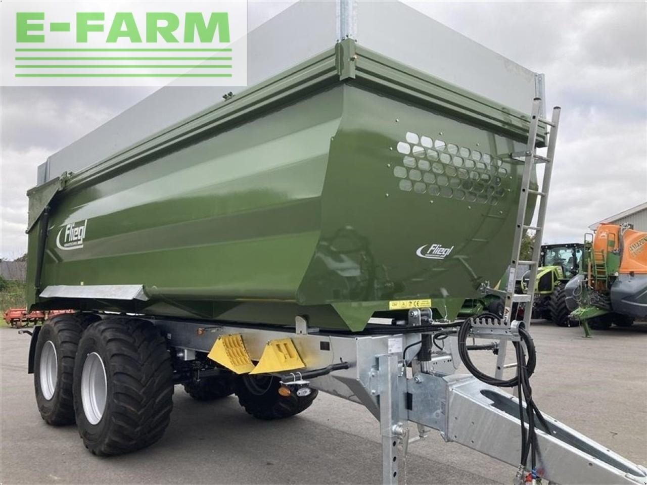 Fliegl tmk 264 fox profi m/400 mm kornoverbygning - Сельскохозяйственный прицеп-самосвал: фото 5 Fliegl tmk 264 fox profi m/400 mm kornoverbygning - Сельскохозяйственный прицеп-самосвал: фото 5