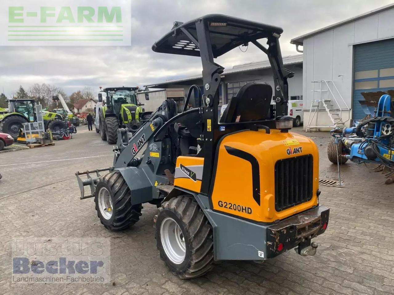 Giant g 2200 - Мини-экскаватор: фото 4 Giant g 2200 - Мини-экскаватор: фото 4