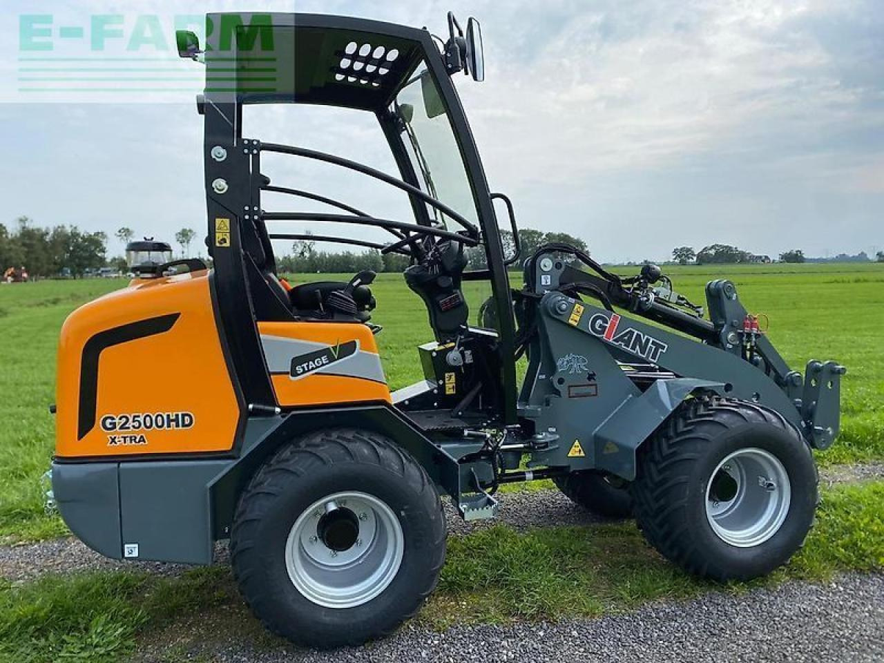 Giant g2500 x-tra hd neu - Мини-экскаватор: фото 5 Giant g2500 x-tra hd neu - Мини-экскаватор: фото 5