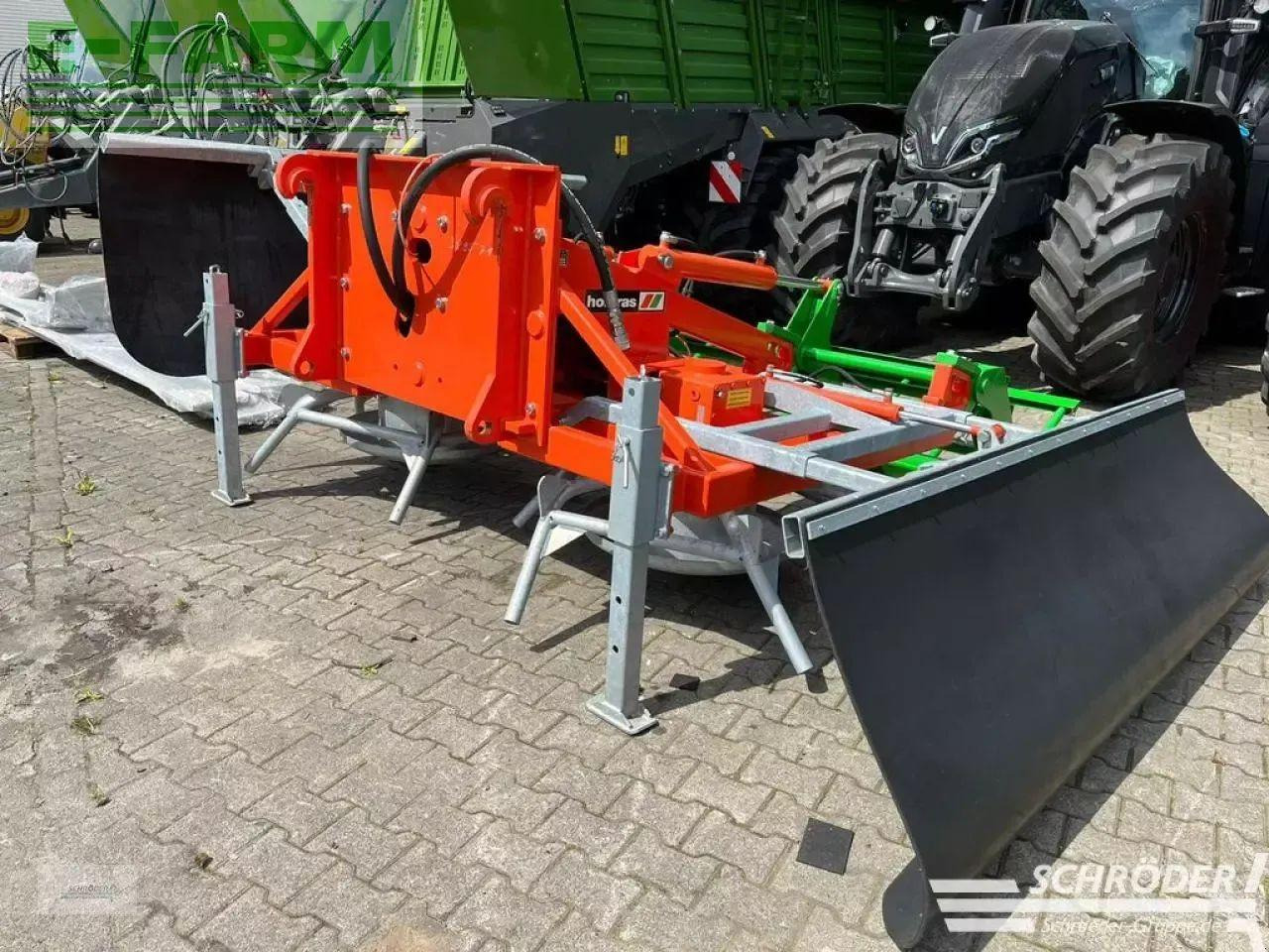 Holaras jumbo ks-shb / volvo aufnahme - Техника для силоса: фото 3 Holaras jumbo ks-shb / volvo aufnahme - Техника для силоса: фото 3