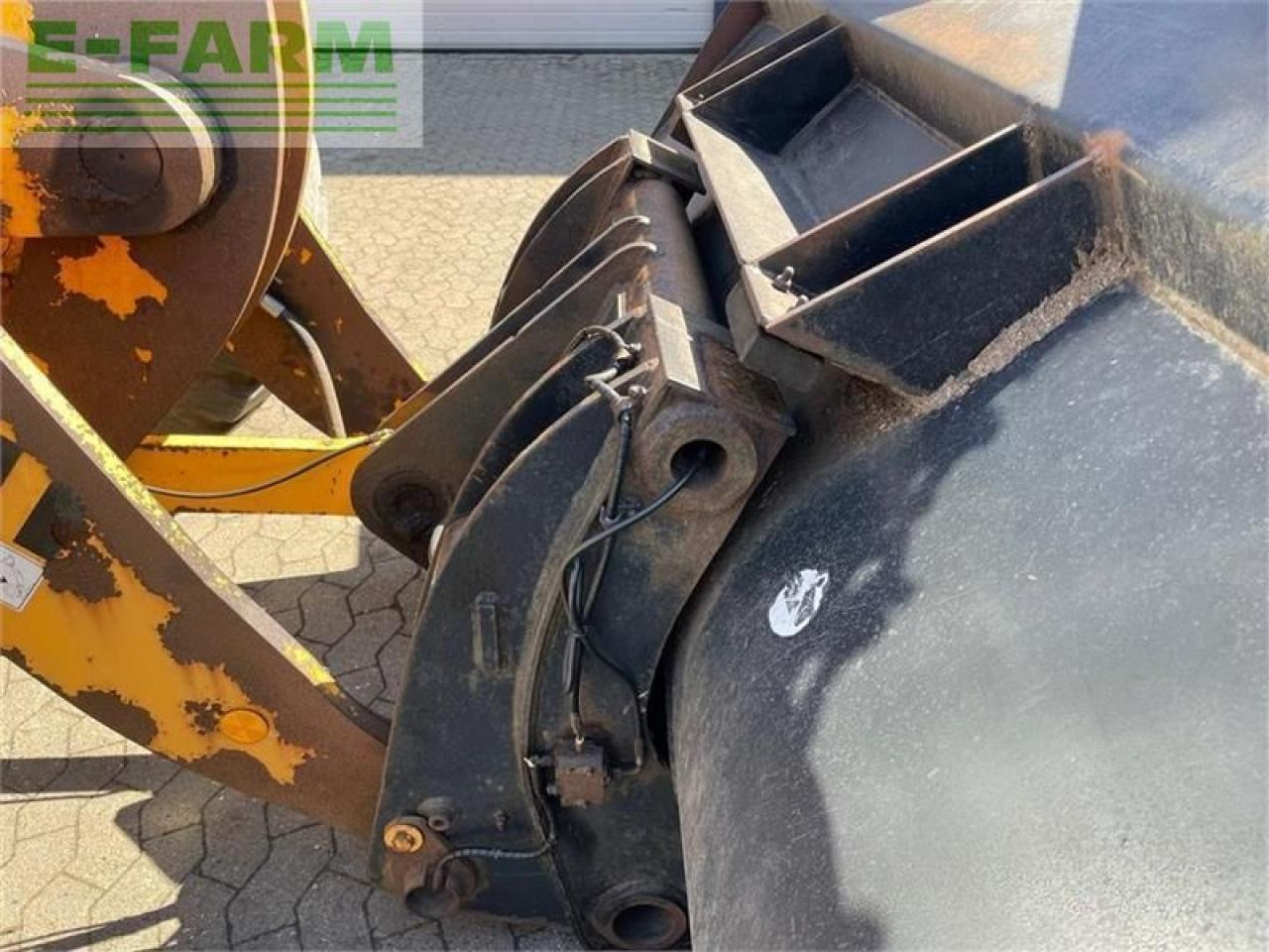 Hyundai hl 740-7 med højtipskovl - Мини-экскаватор: фото 4 Hyundai hl 740-7 med højtipskovl - Мини-экскаватор: фото 4
