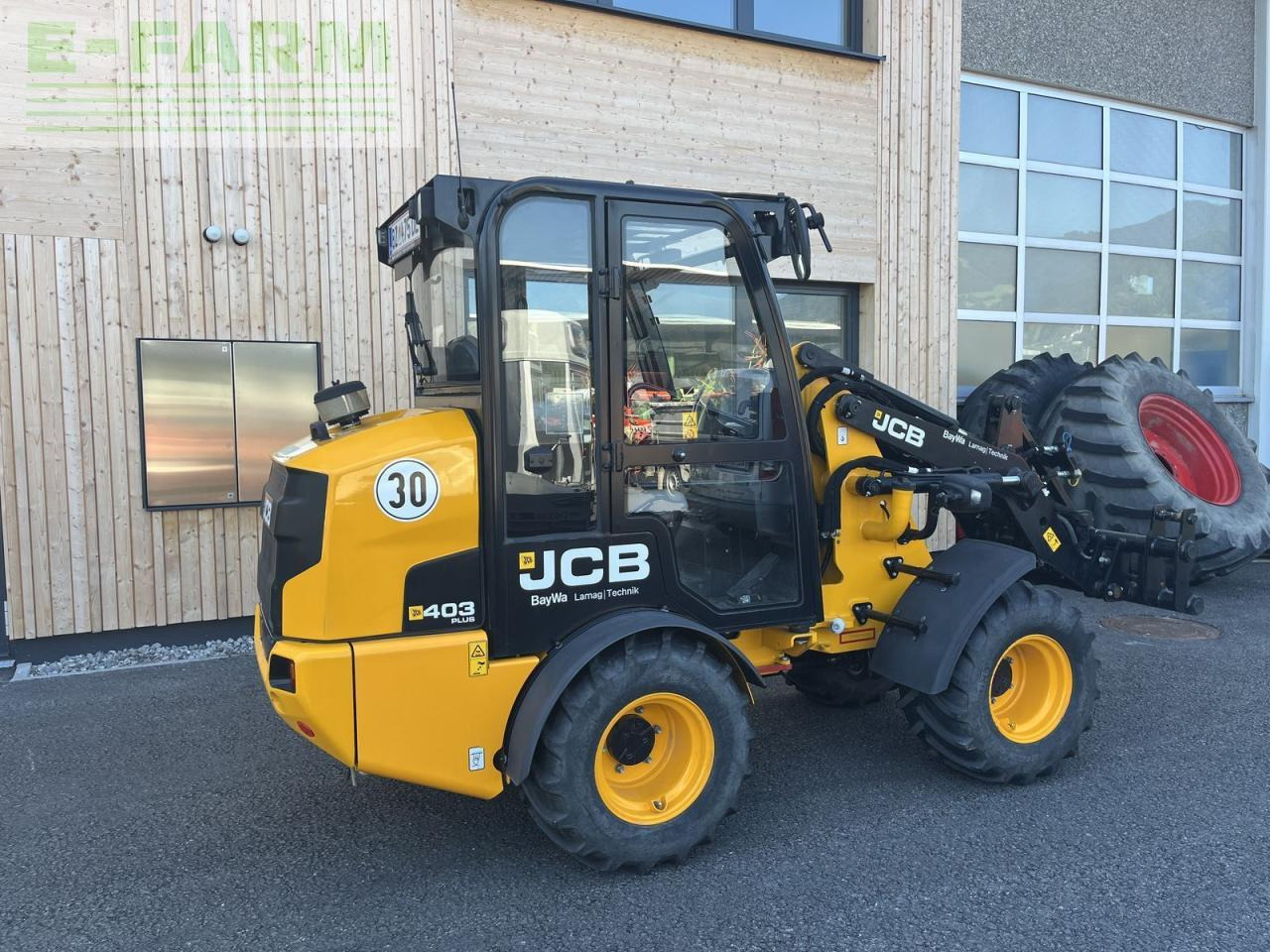 JCB 403 agri plus - Мини-экскаватор: фото 4 JCB 403 agri plus - Мини-экскаватор: фото 4