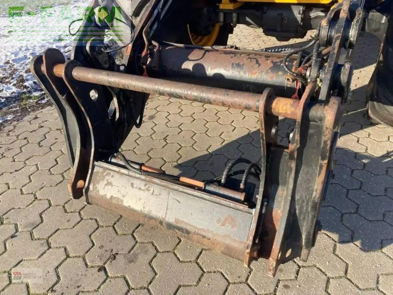 JCB 419s agri - Мини-экскаватор: фото 2 JCB 419s agri - Мини-экскаватор: фото 2