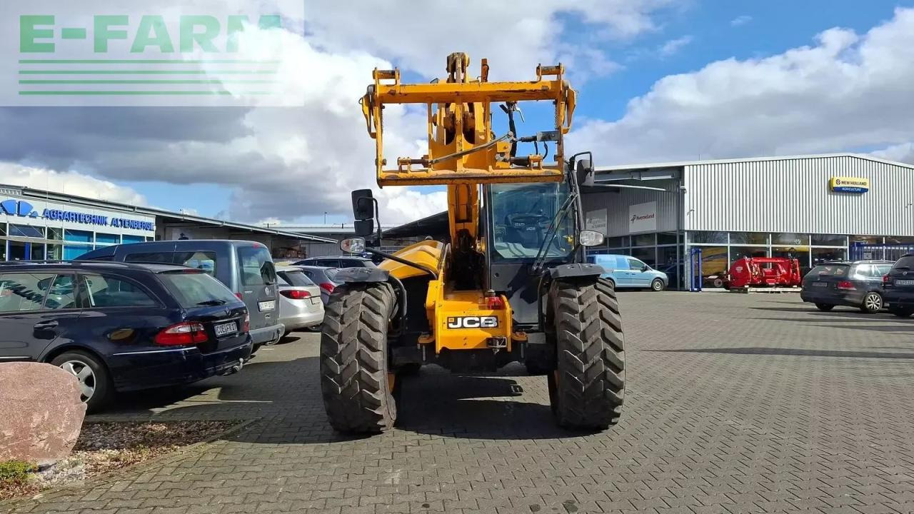 JCB 542-70 agri pro - Телескопический погрузчик: фото 3 JCB 542-70 agri pro - Телескопический погрузчик: фото 3