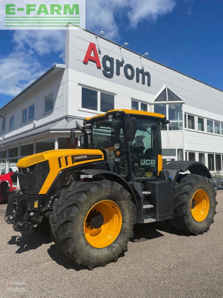 JCB fastrac 4220 - Трактор: фото 1 JCB fastrac 4220 - Трактор: фото 1