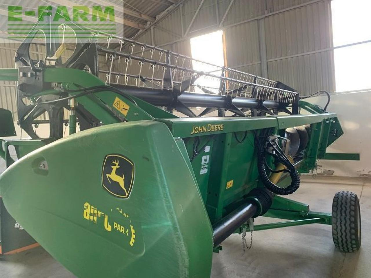 John Deere 1550 WTS - Зерноуборочный комбайн: фото 5 John Deere 1550 WTS - Зерноуборочный комбайн: фото 5